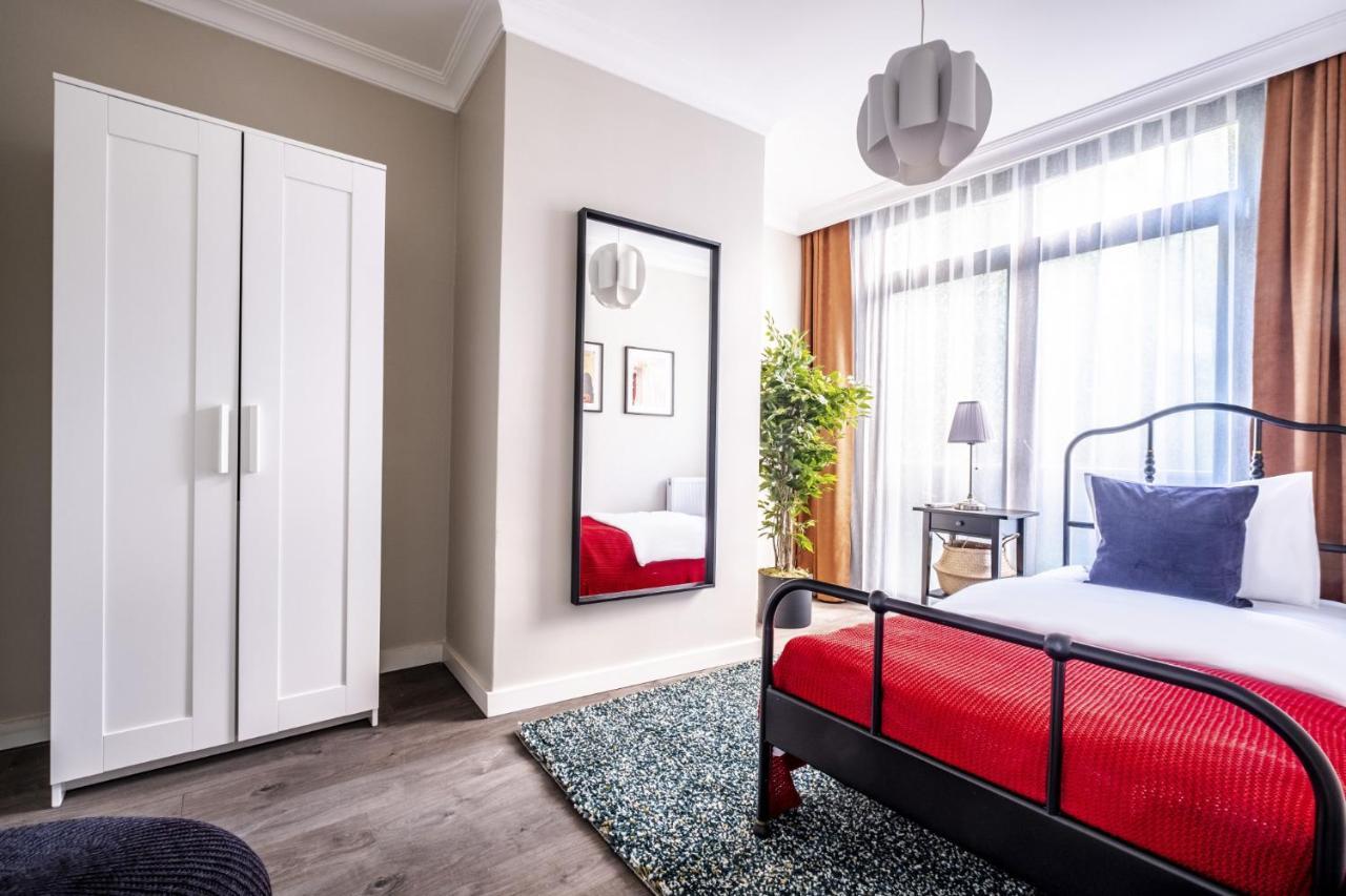 Central Flat With Sleek Interior In Sisli Stambuł Zewnętrze zdjęcie